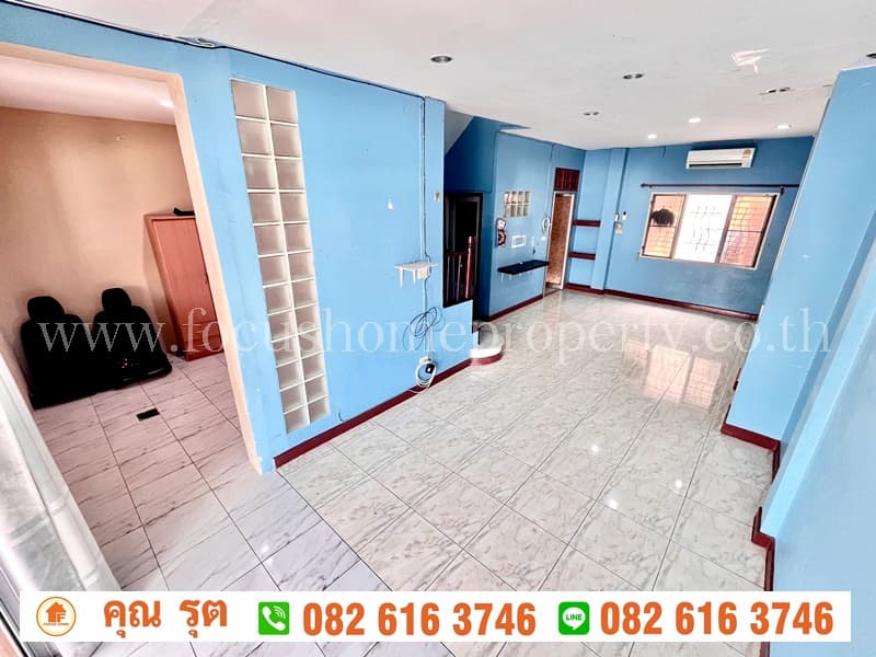 ขาย ทาวน์เฮาส์ 2 ชั้น หมู่บ้าน วรารักษ์ รังสิต-คลอง3